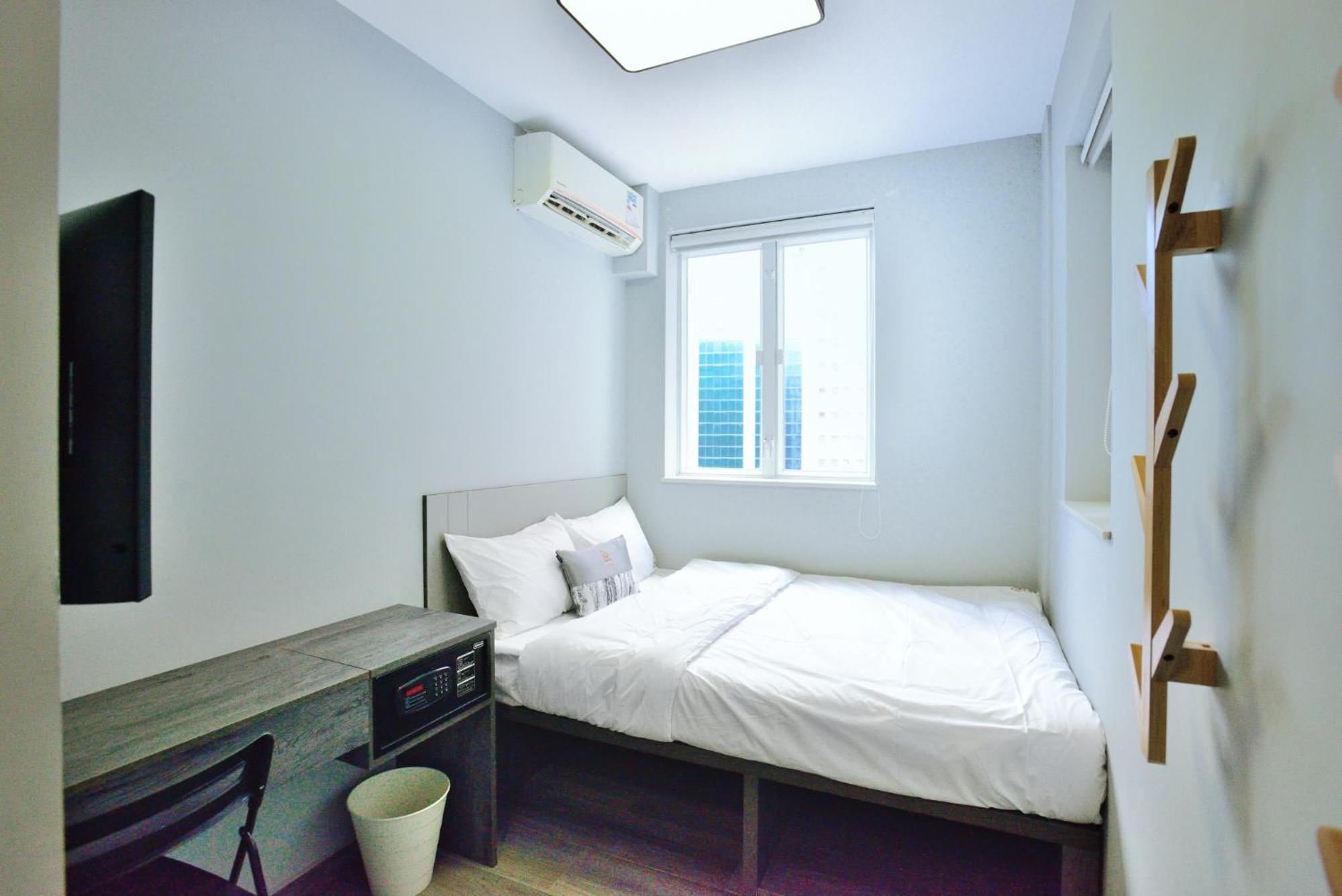 Atlas Hostel & Backpackers Hong Kong Exterior photo